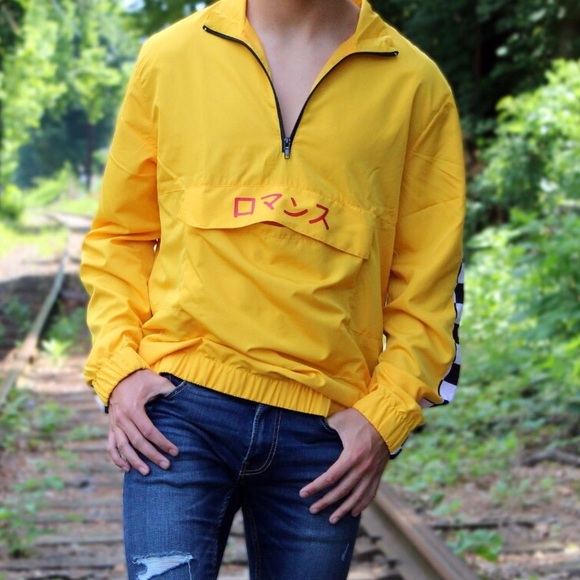 Yellow windbreaker - Picture 3 of 3